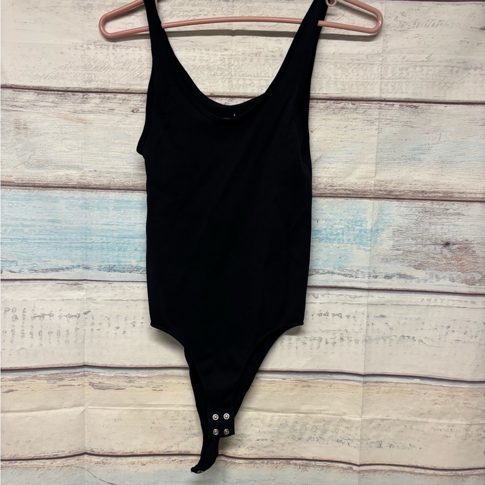 Black Sleeveless Bodysuit